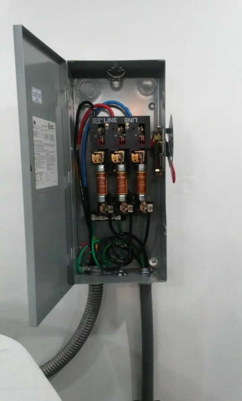 Three-phase disconnect switch installed for Electrical Wiring & Rewiring in Colleyville